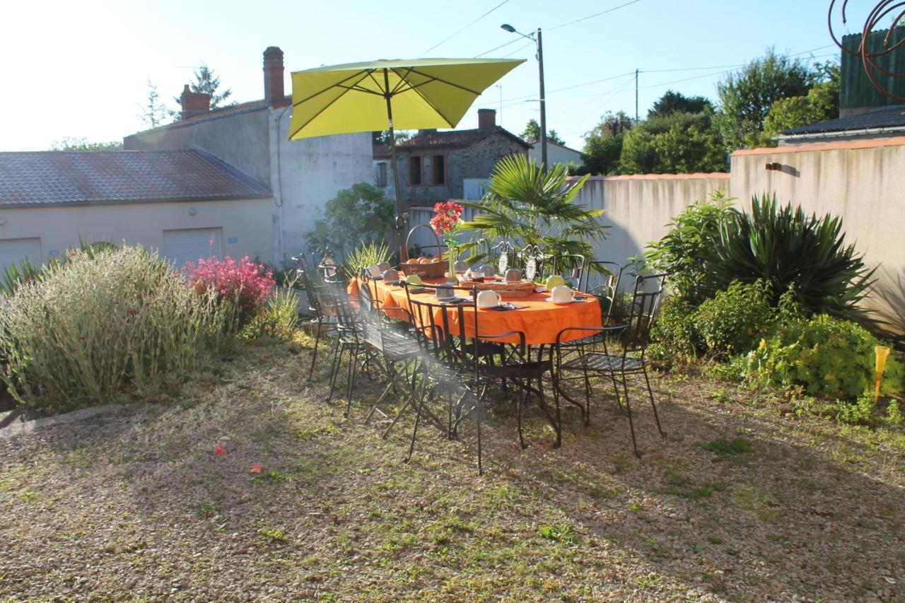 La Passerelle Chavagnes-en-Paillers Exterior photo